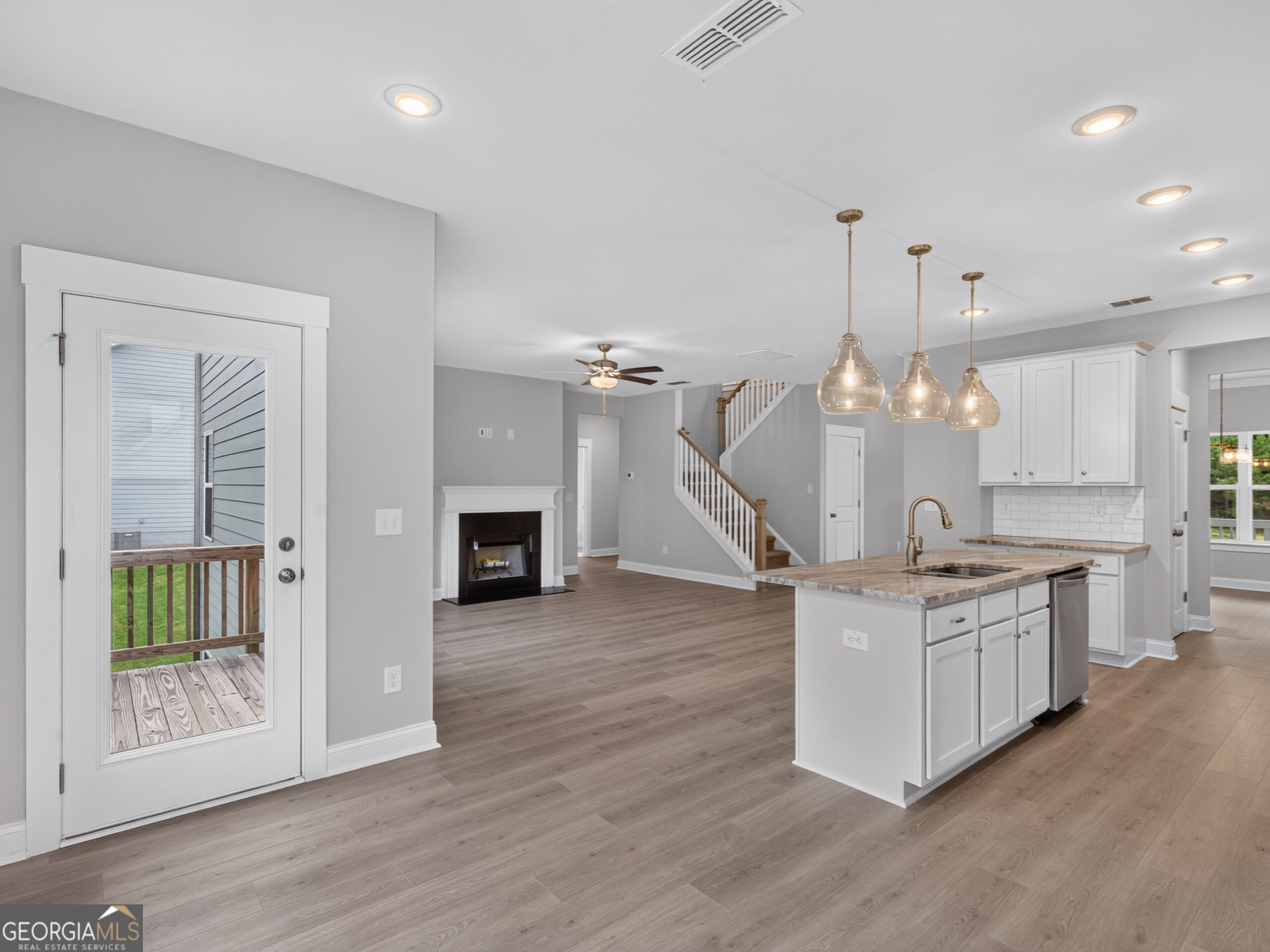 479 Principal Meridian Drive