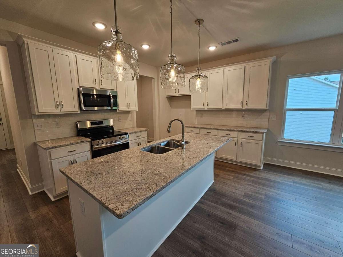 497 Principal Meridian Drive