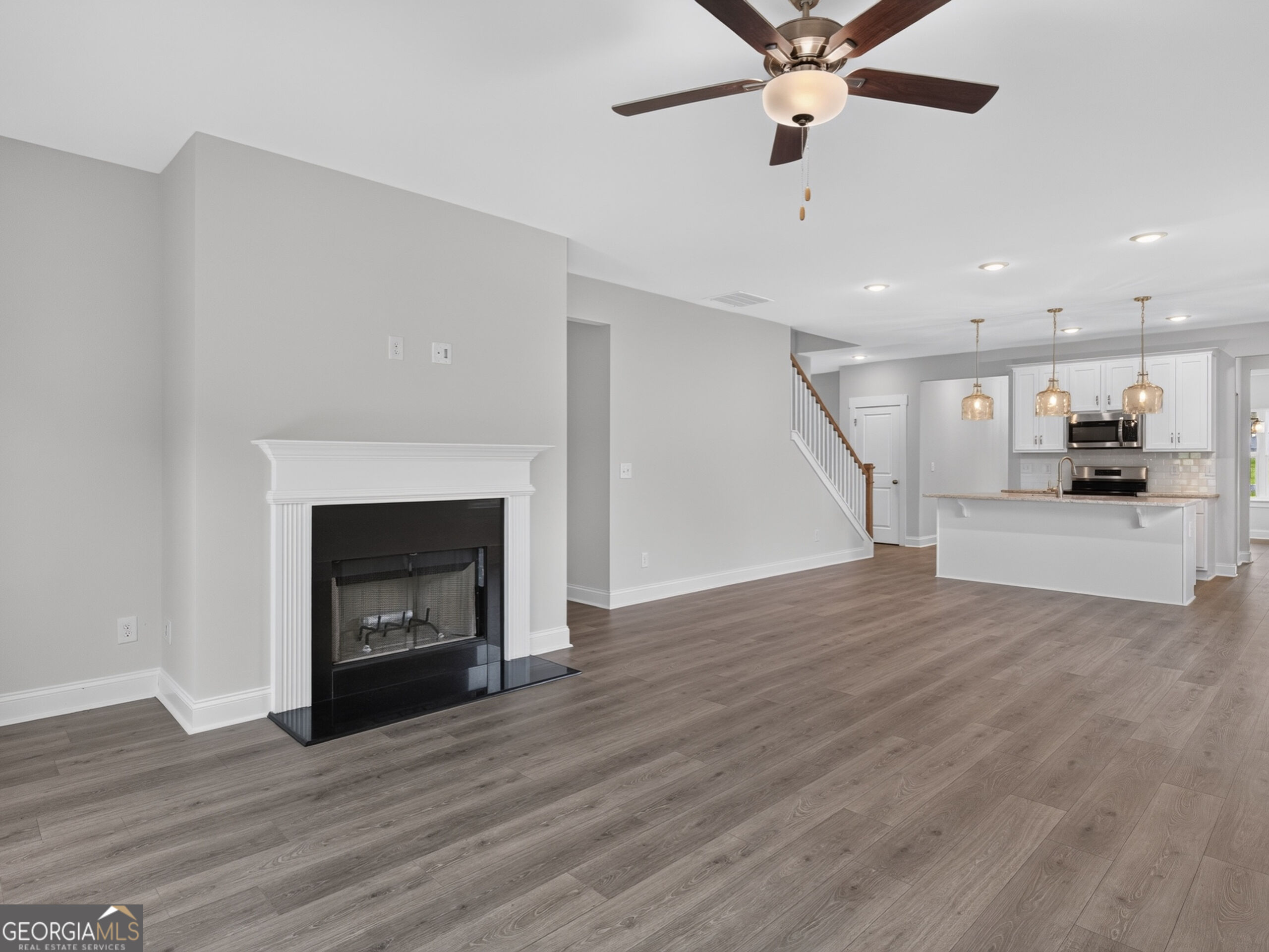 497 Principal Meridian Drive
