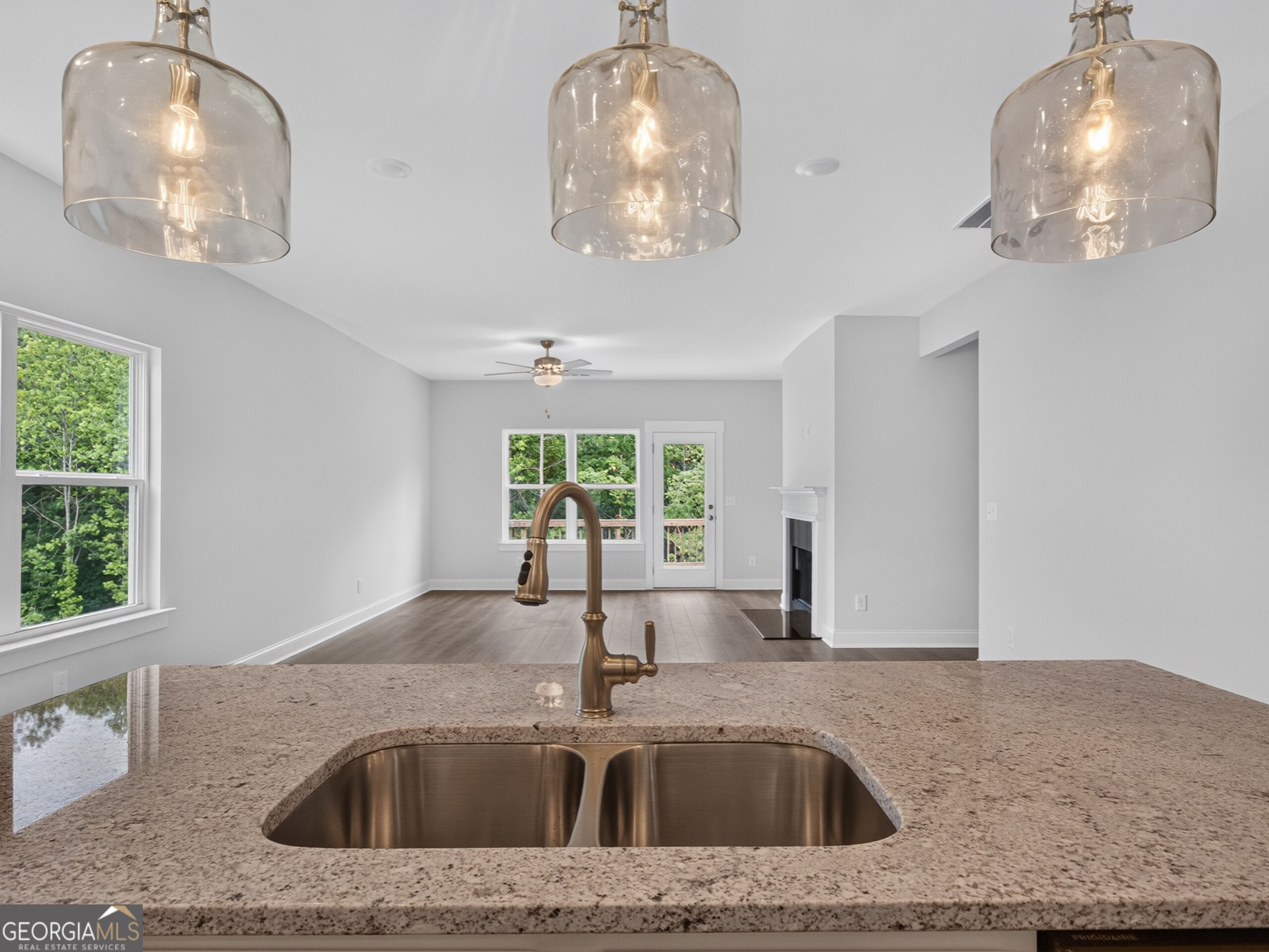 497 Principal Meridian Drive