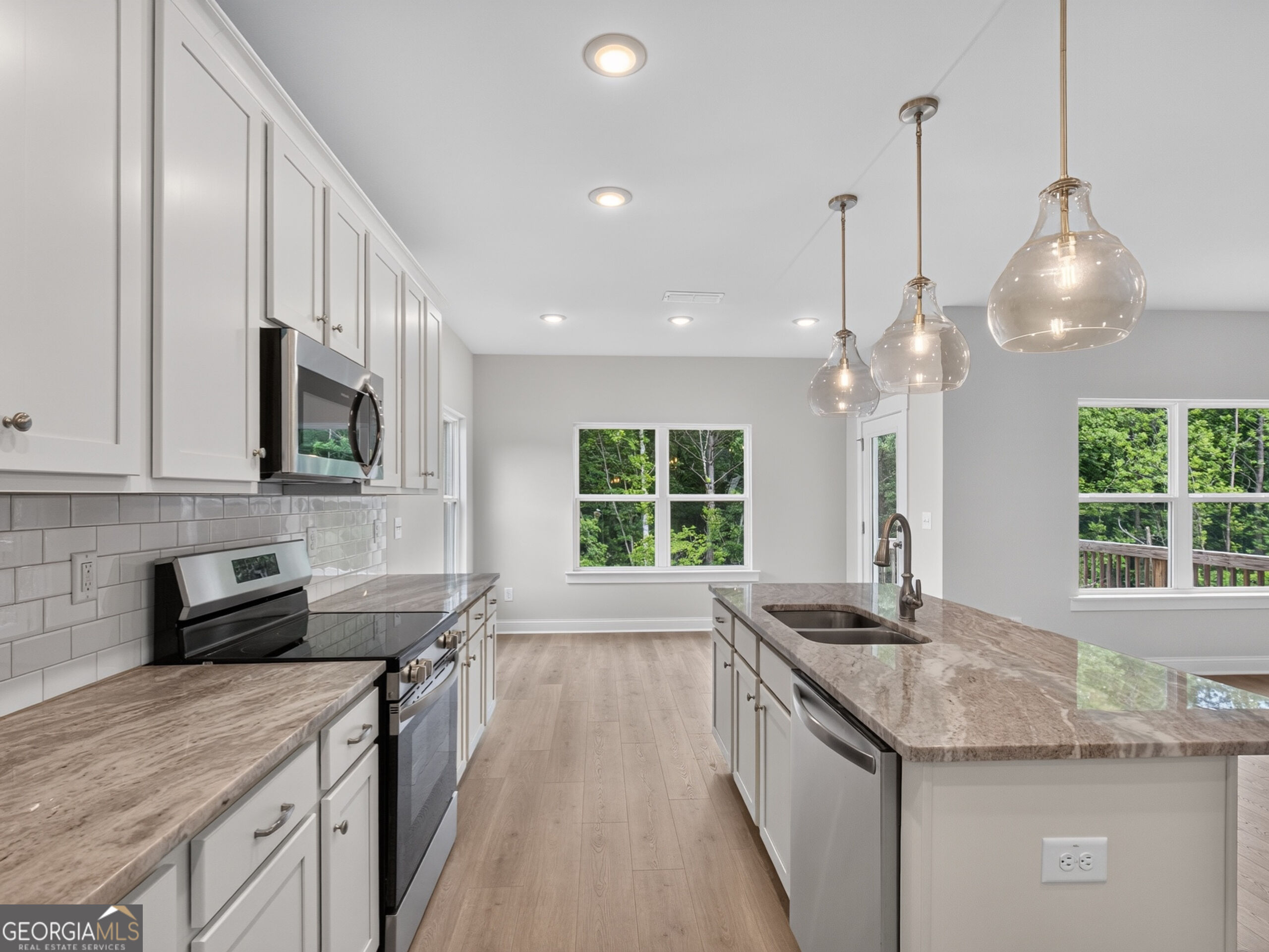 517 Principal Meridian Drive # 22
