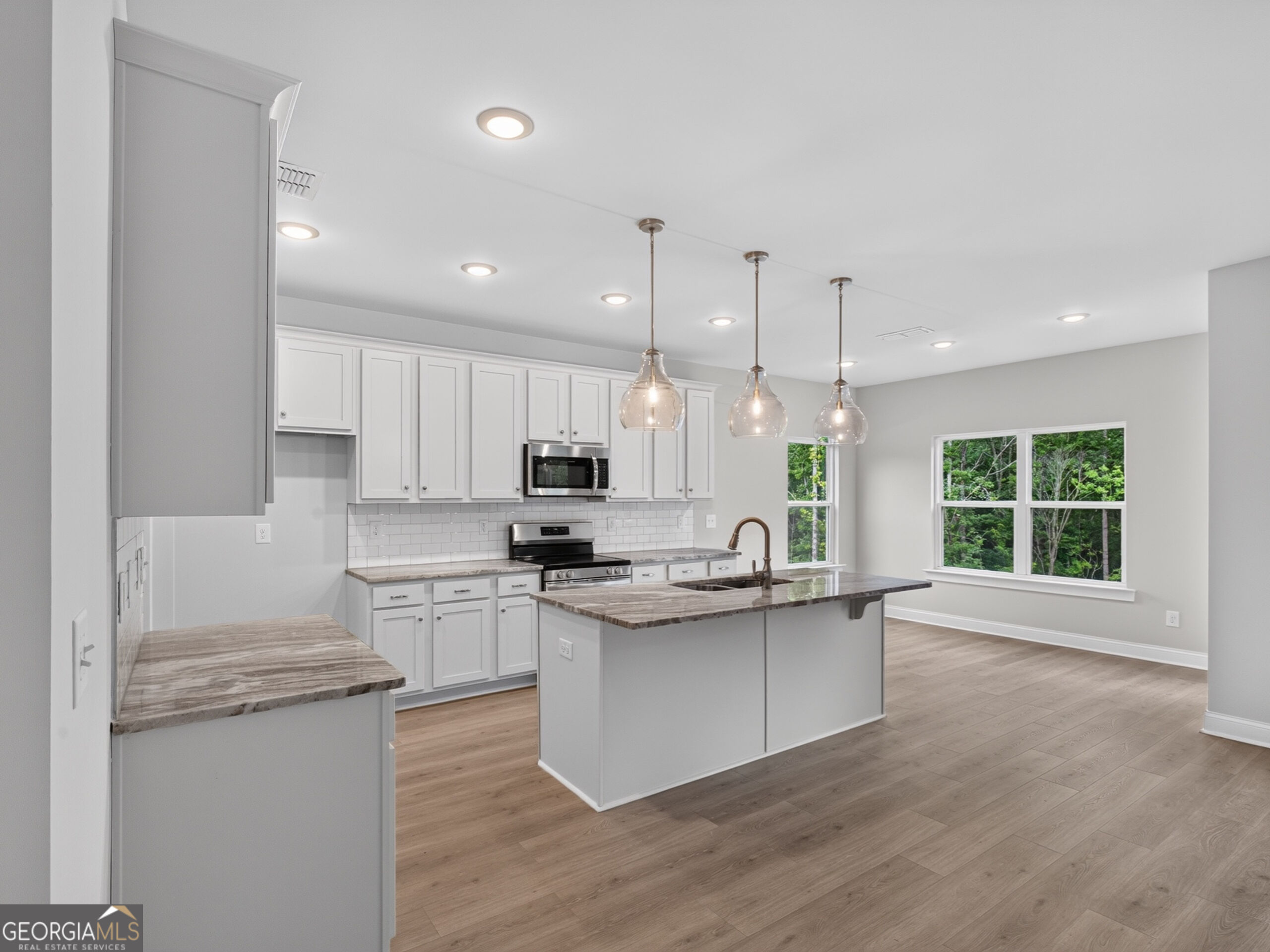 517 Principal Meridian Drive # 22