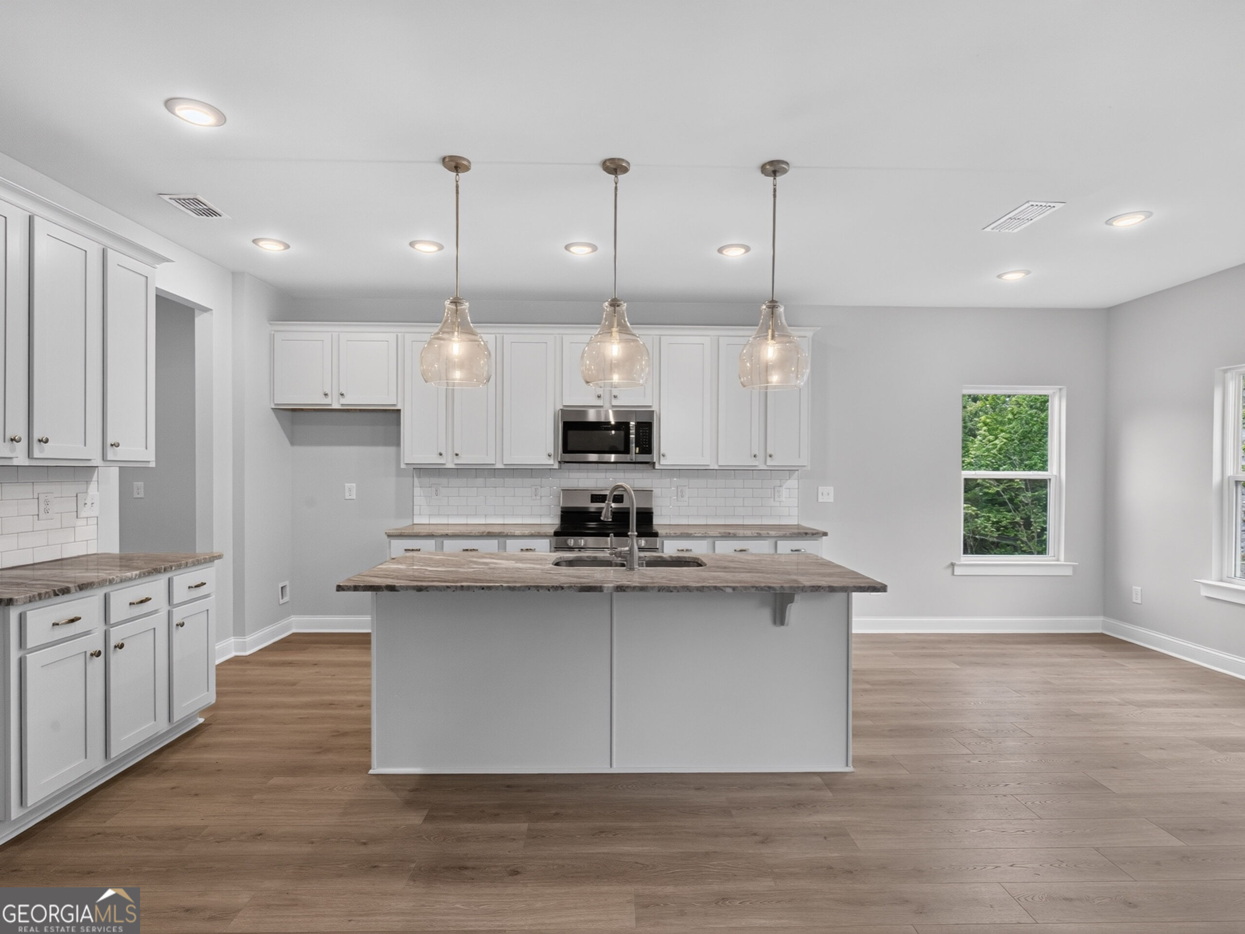 517 Principal Meridian Drive # 22