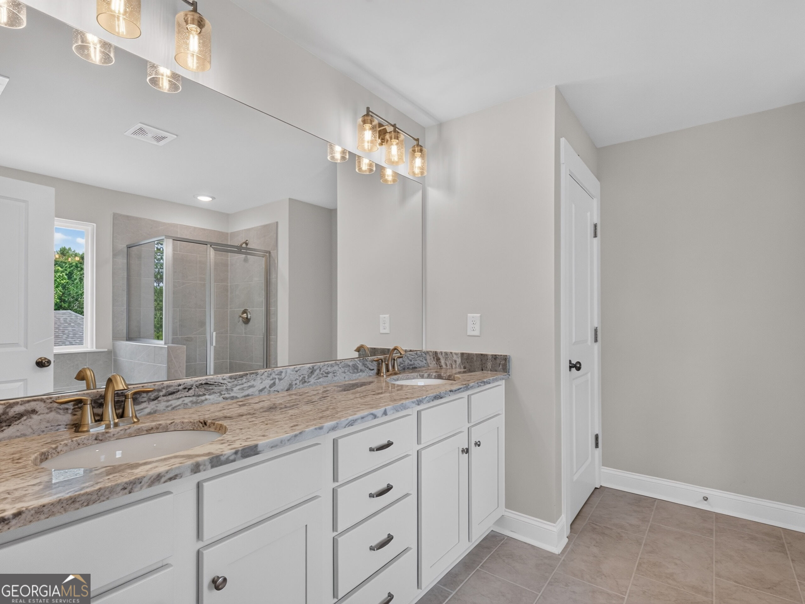 517 Principal Meridian Drive # 22