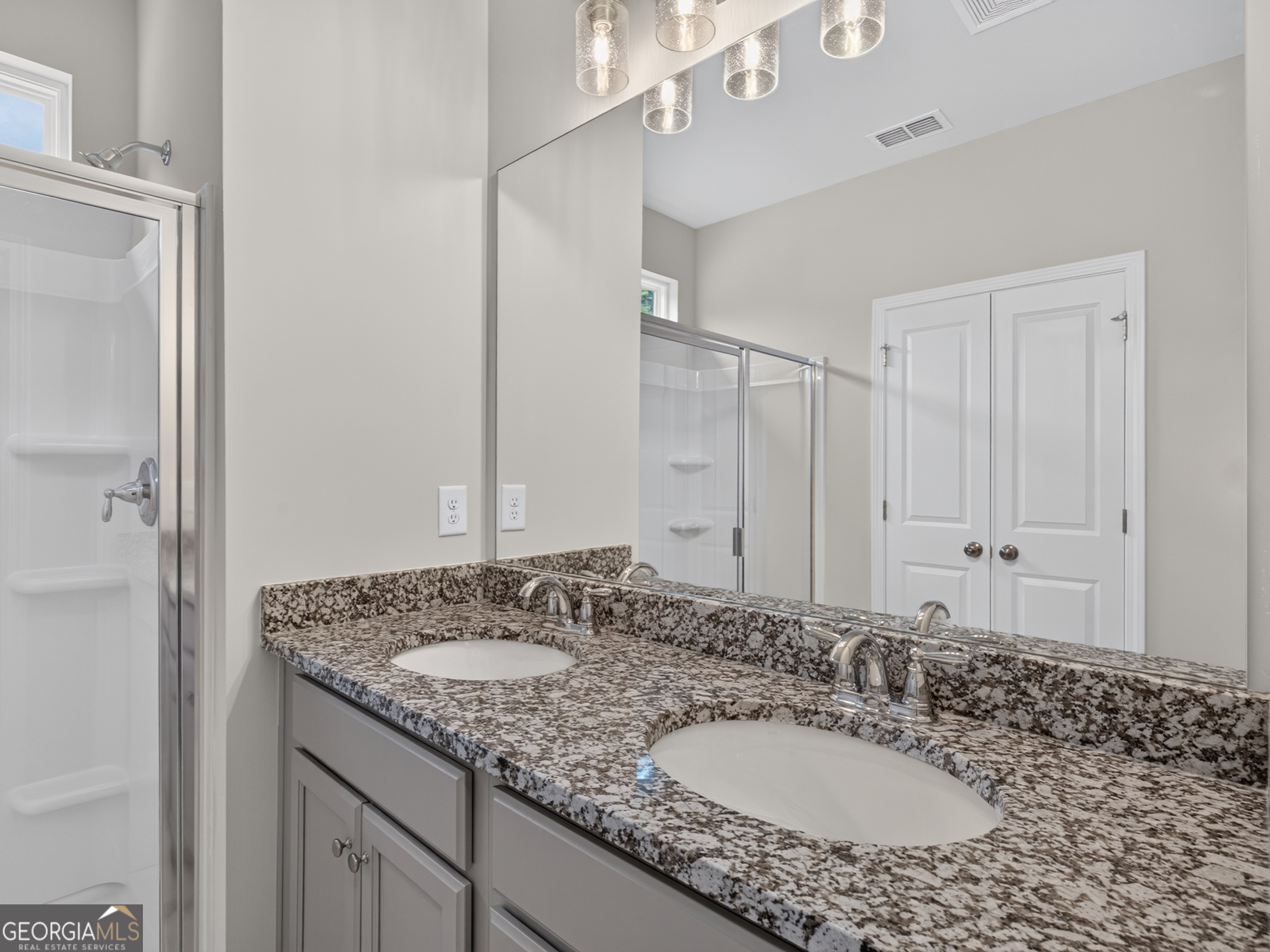 321 Shoals Trail