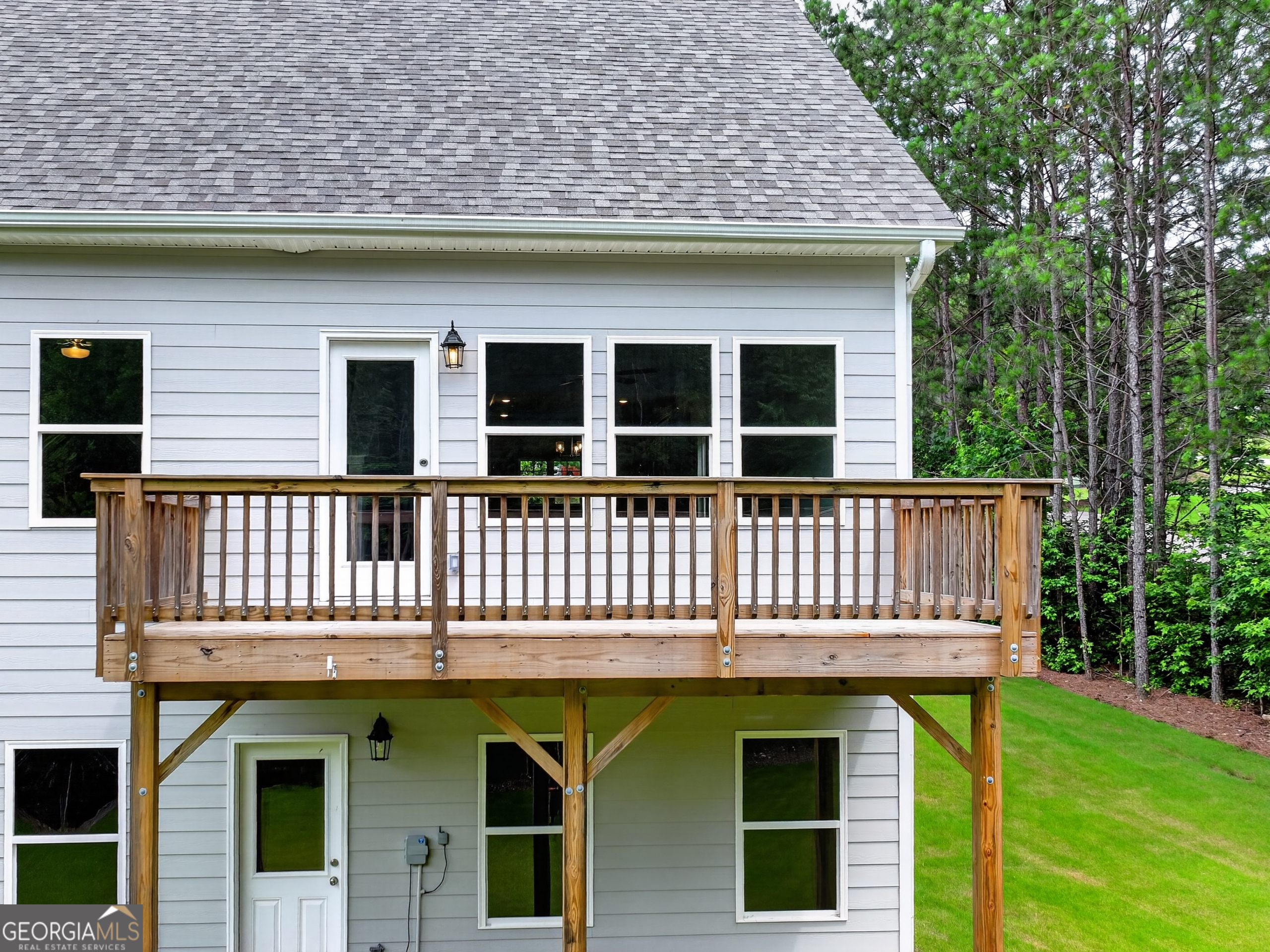 321 Shoals Trail
