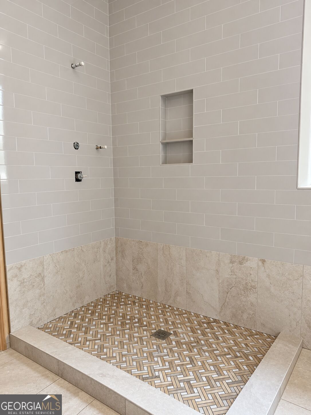 132 Iroquois Court