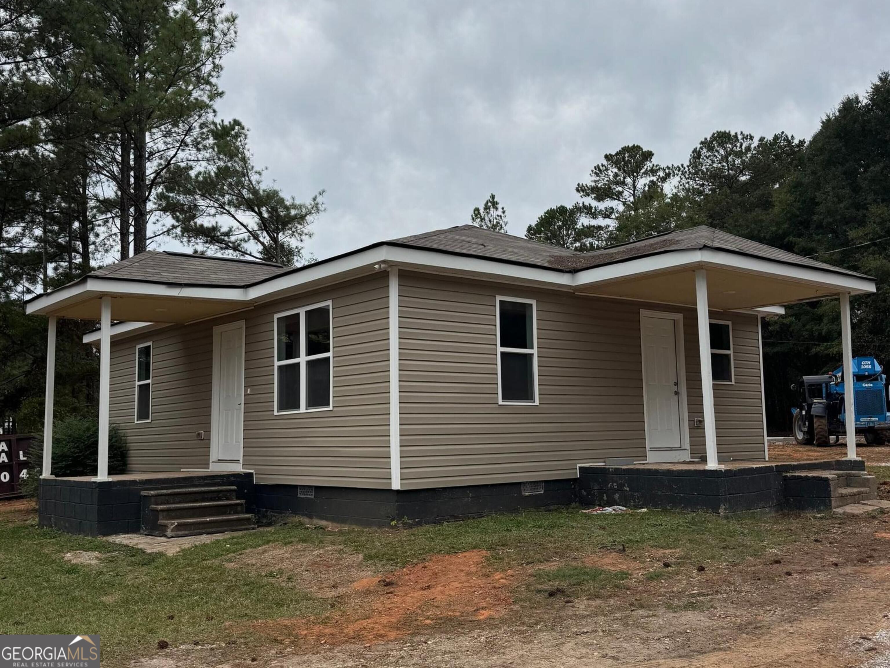 1615 Highway 138