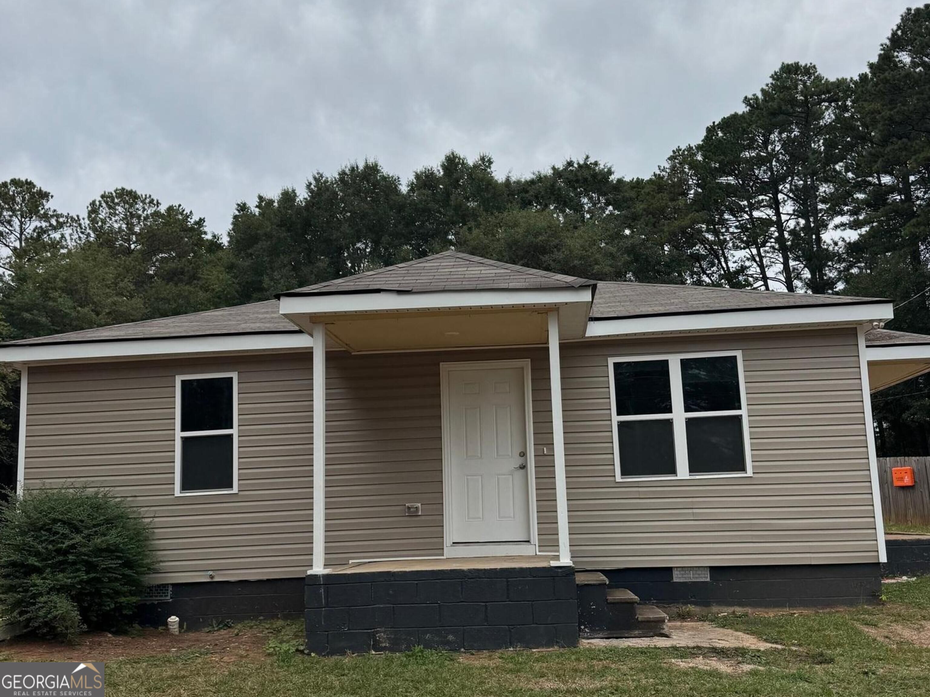 1615 Highway 138