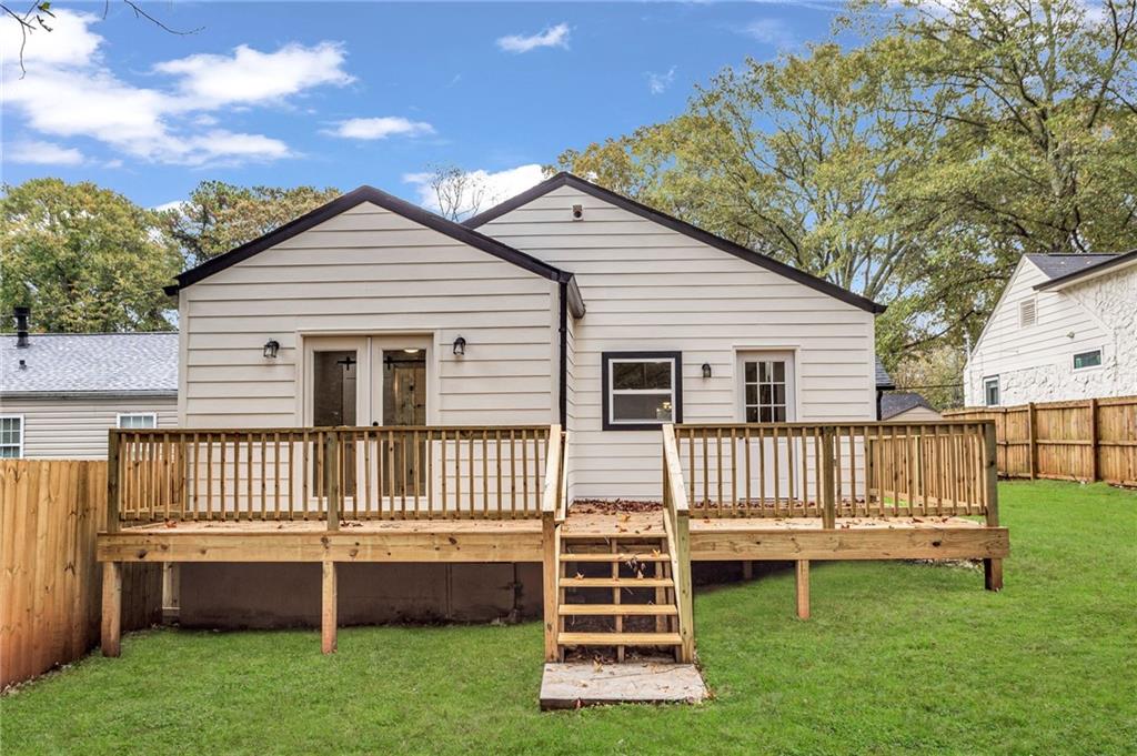 1417 Lockwood Drive SW