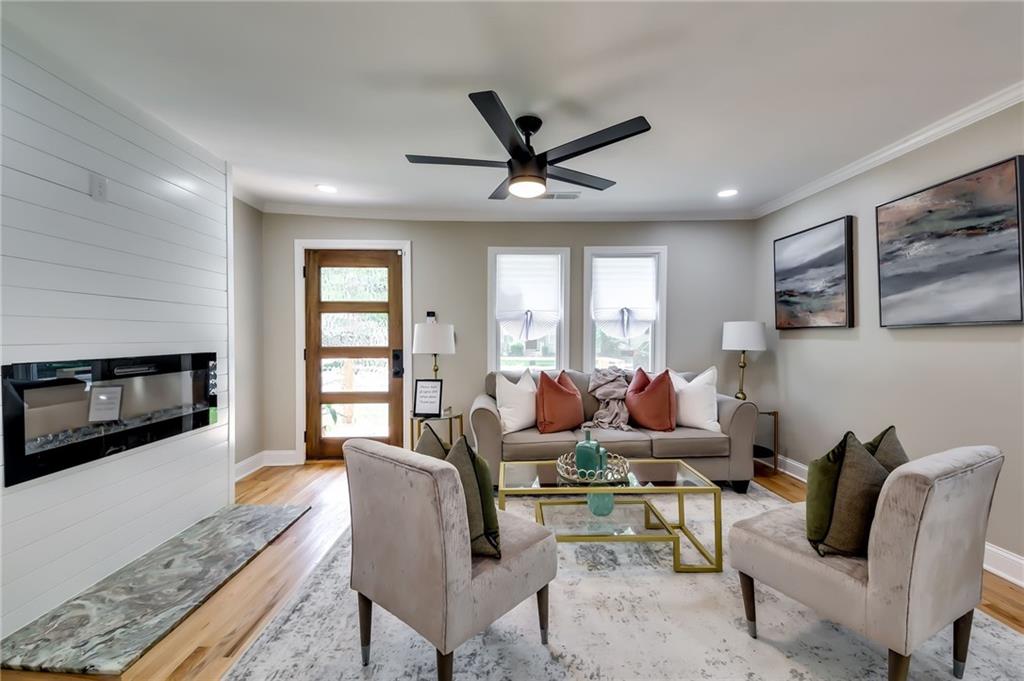 1417 Lockwood Drive SW