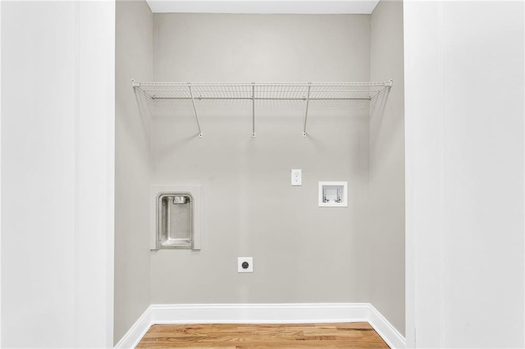 1417 Lockwood Drive SW