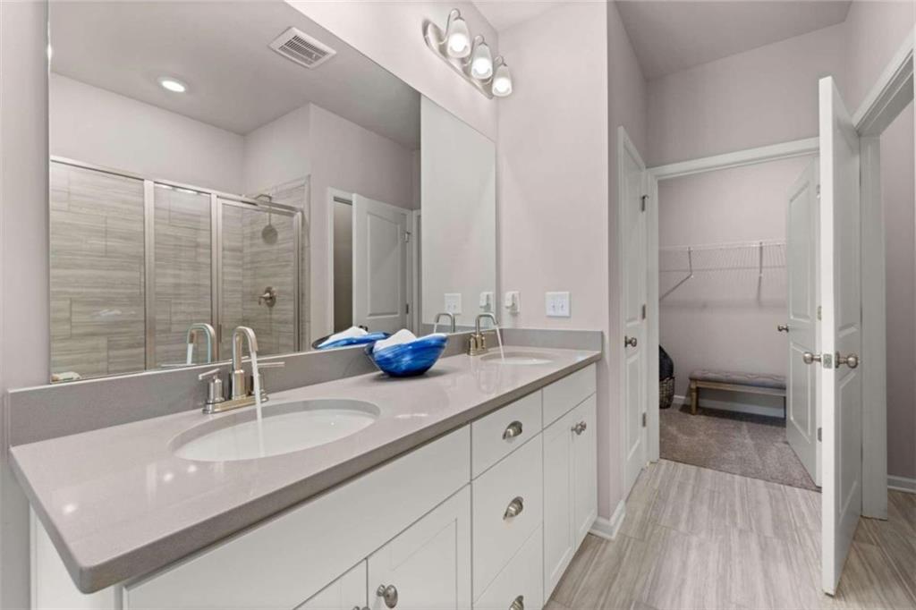 3928 Shelleydale Drive Unit 30