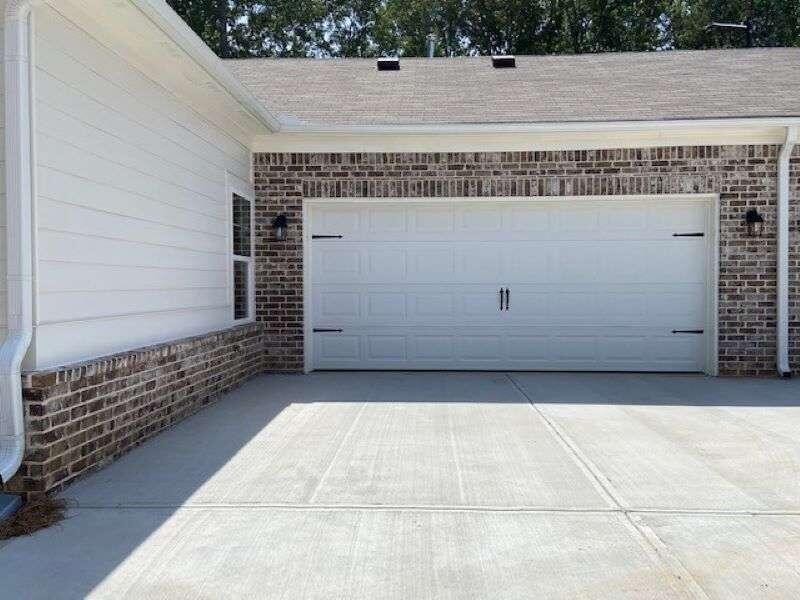 3877 Shelleydale Drive