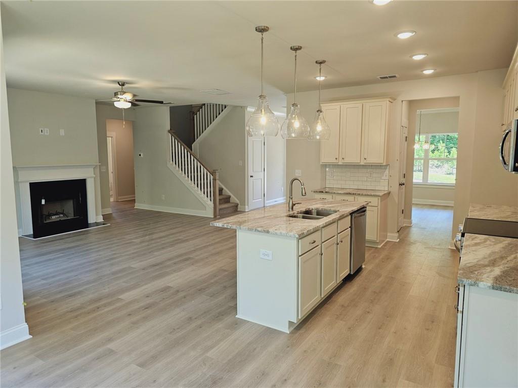 479 Principal Meridian Drive