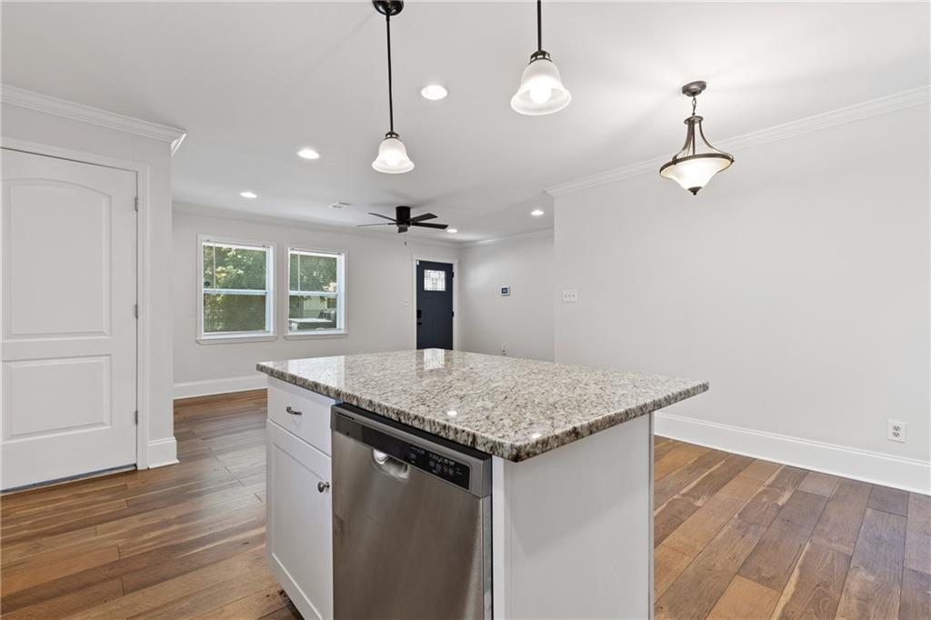 1225 Redford Drive SE