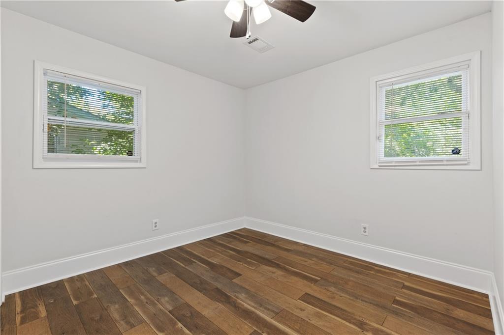 1225 Redford Drive SE