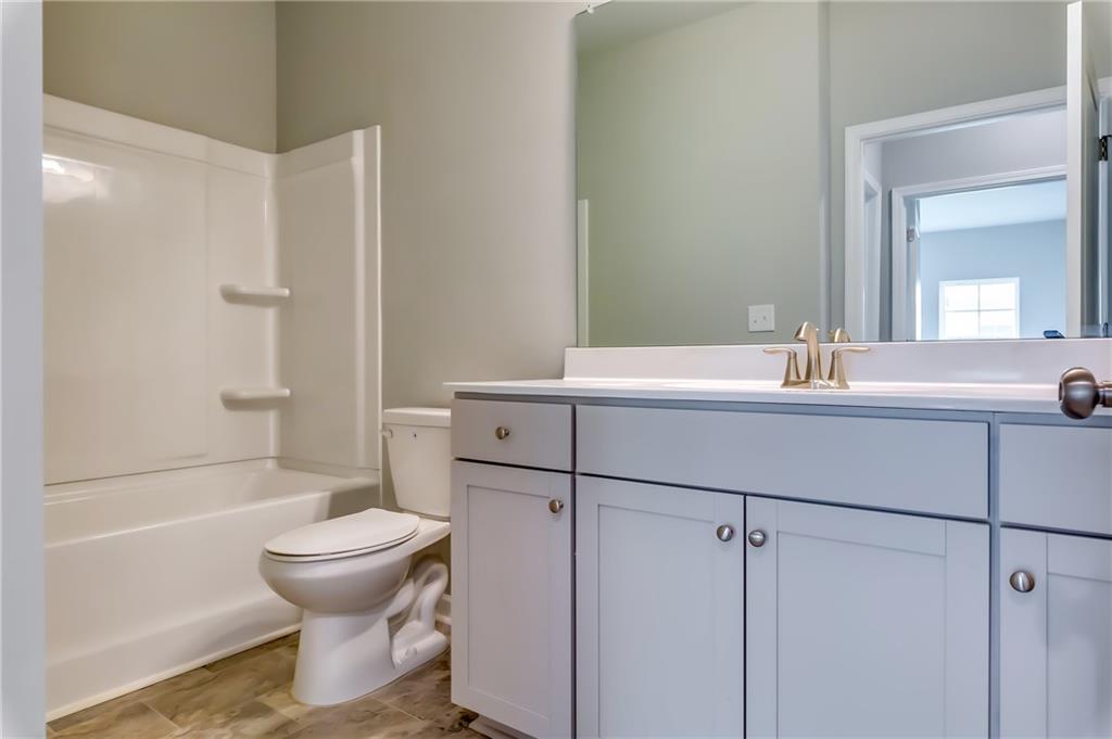 3875 Shelleydale Drive