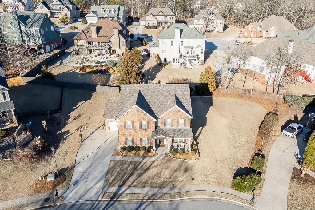 2225 Independence Lane