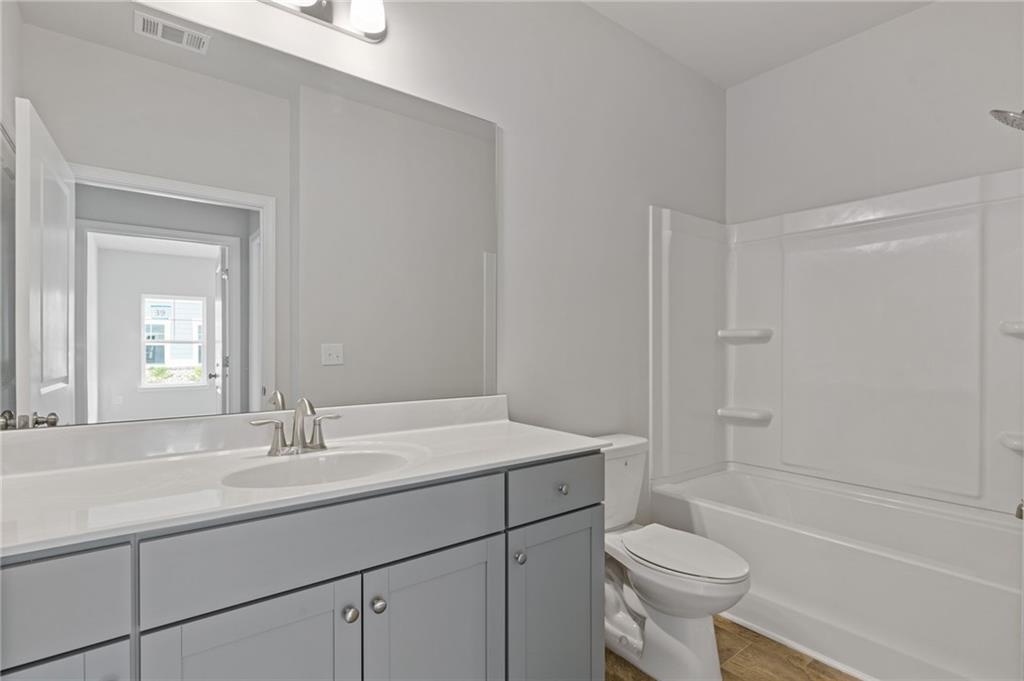 3908 SHELLEYDALE Drive Unit 39