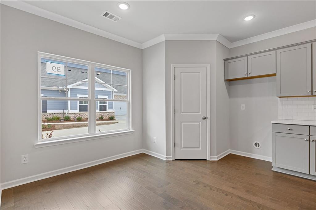 3908 SHELLEYDALE Drive Unit 39