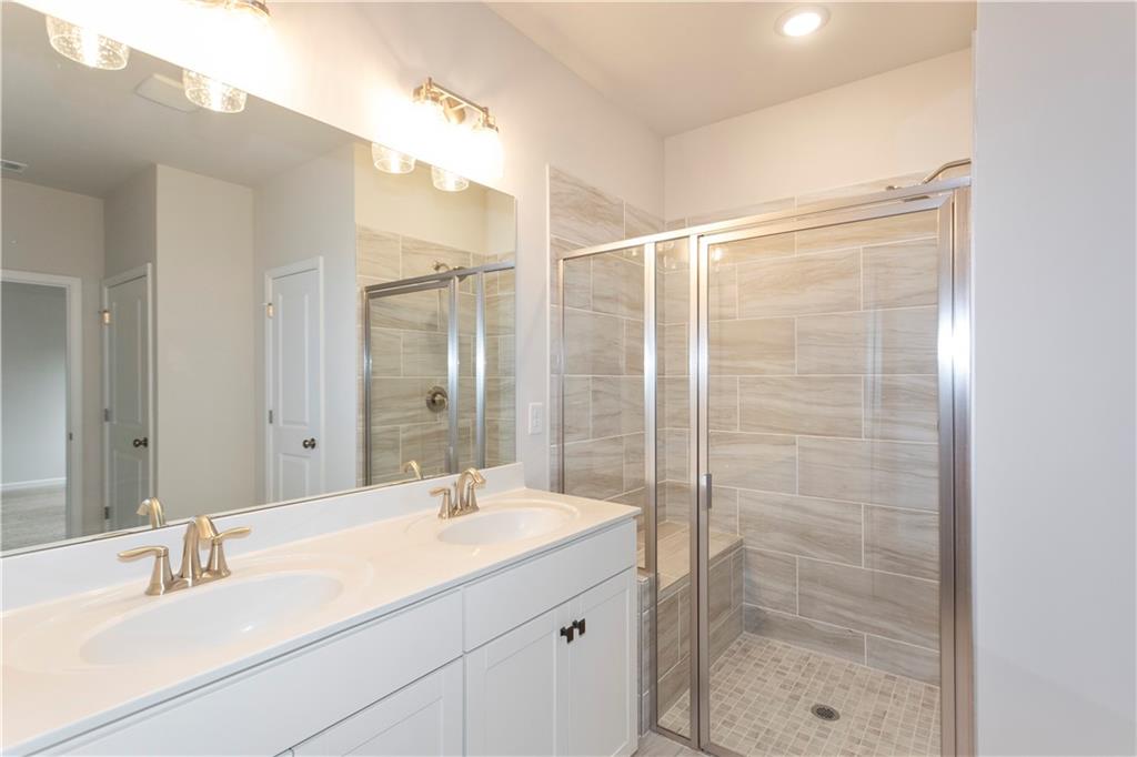 3800 Shelleydale Drive Unit 1