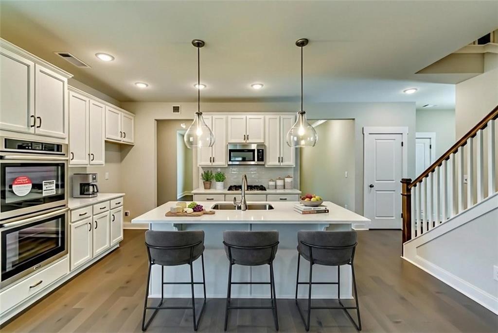 321 Principal Meridian Drive