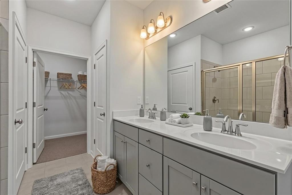 3908 SHELLEYDALE Drive Unit 39