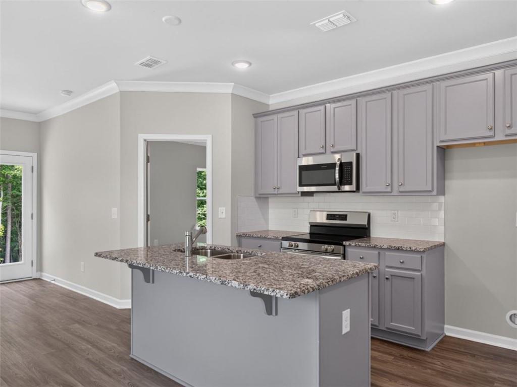 693 Shoals Trail
