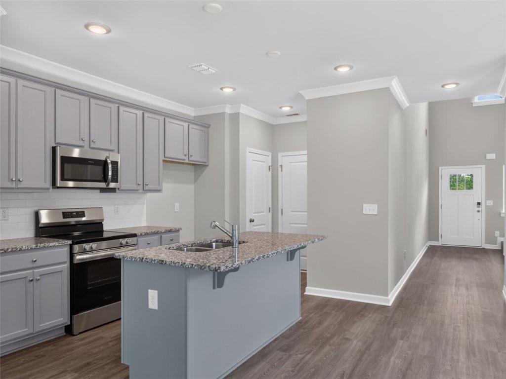 693 Shoals Trail
