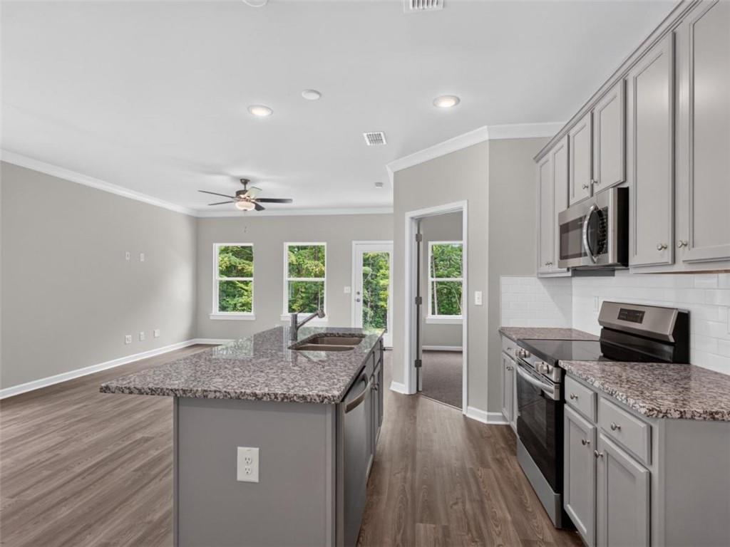 693 Shoals Trail