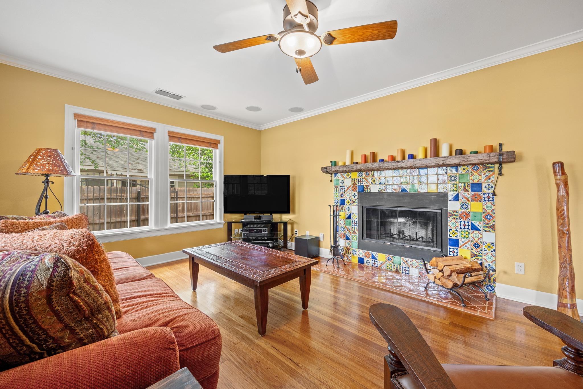 1517 W 29th ST