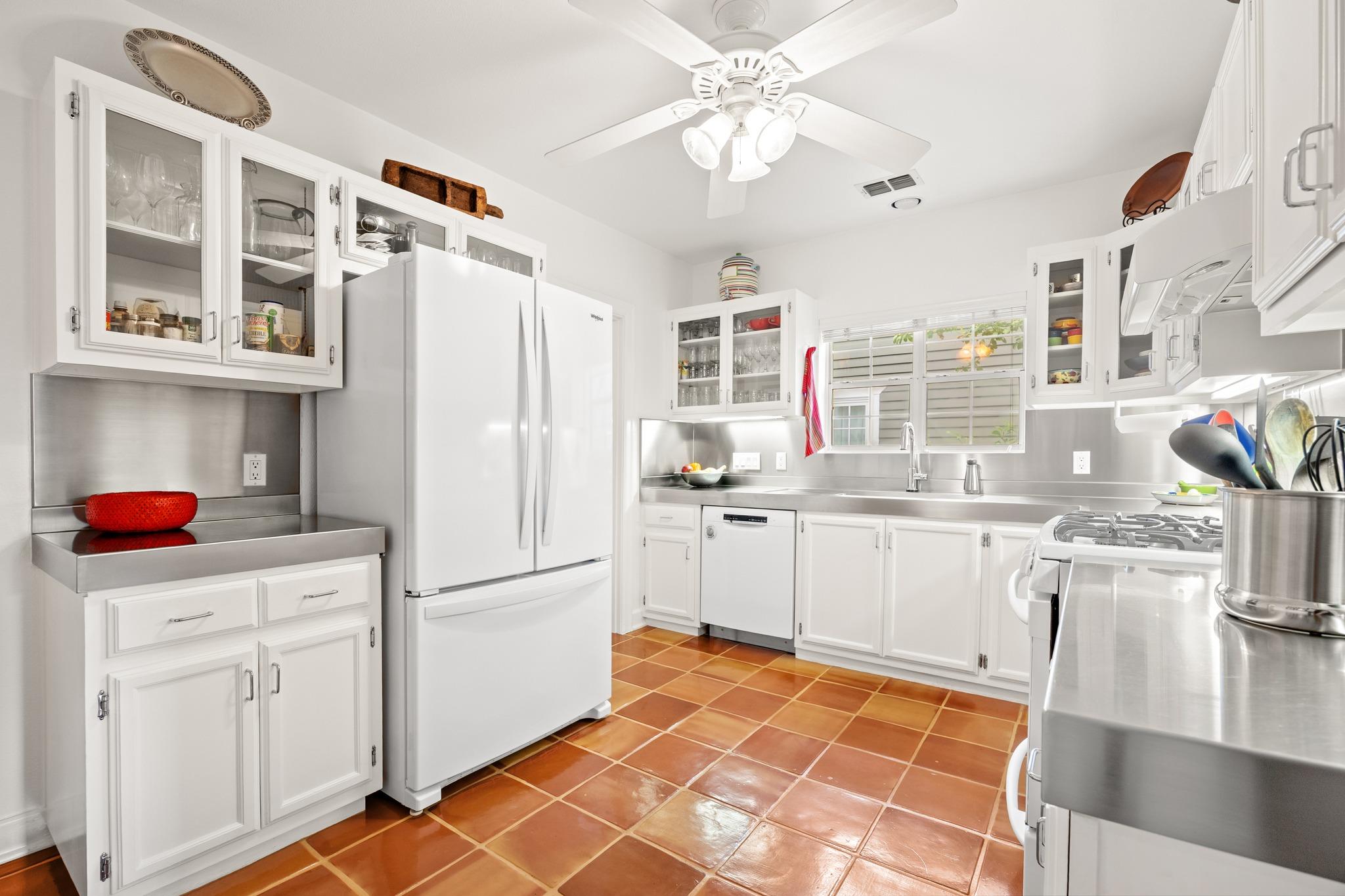 1517 W 29th ST