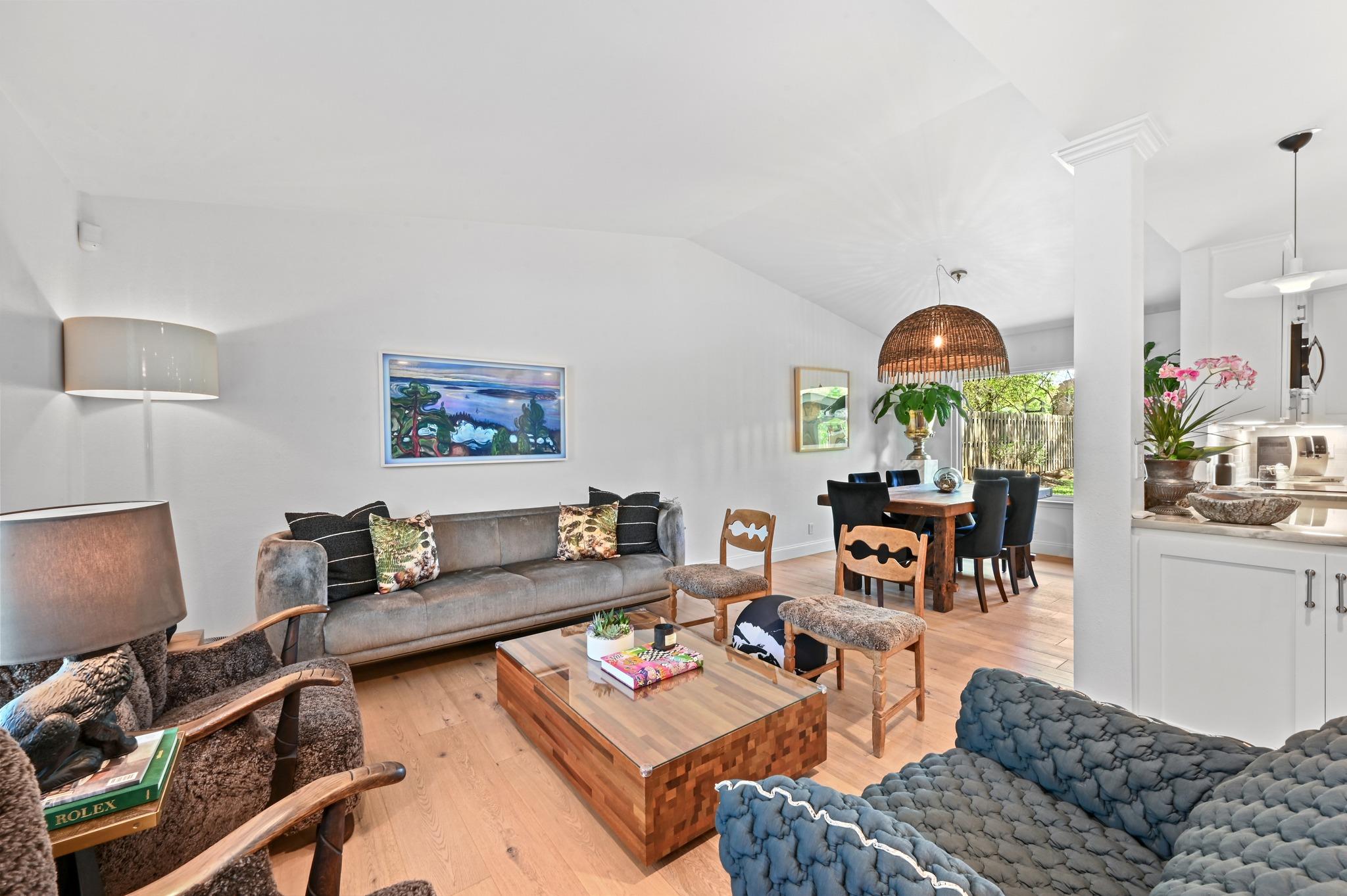 3100 Honey Tree LN