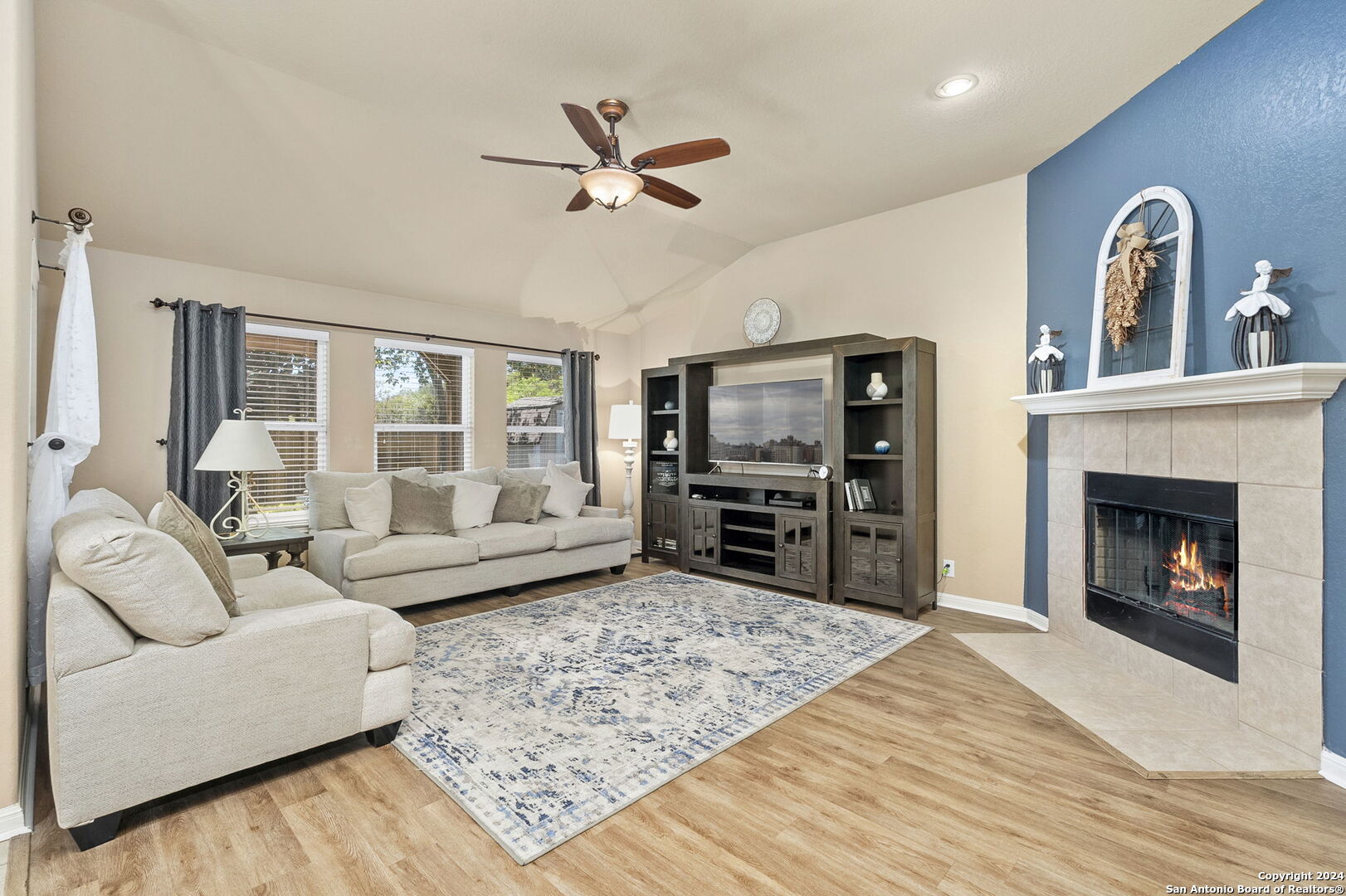 417 TURNBERRY WAY