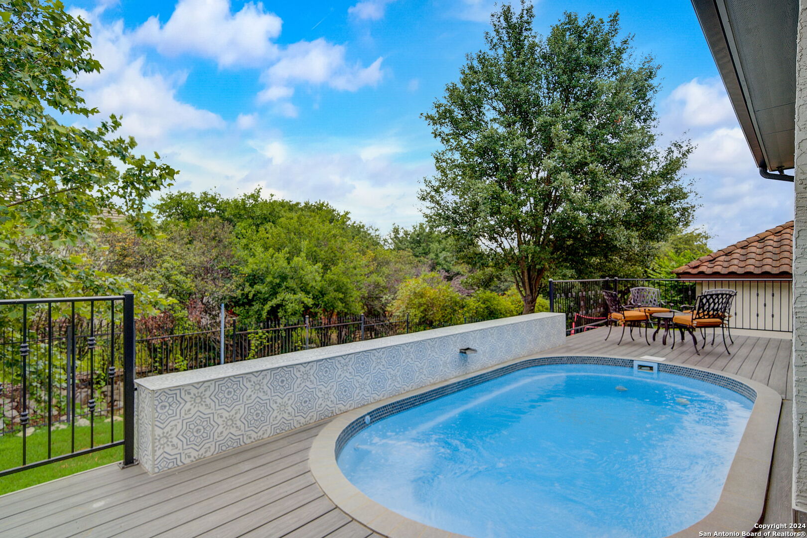 19 STONE HILL CT