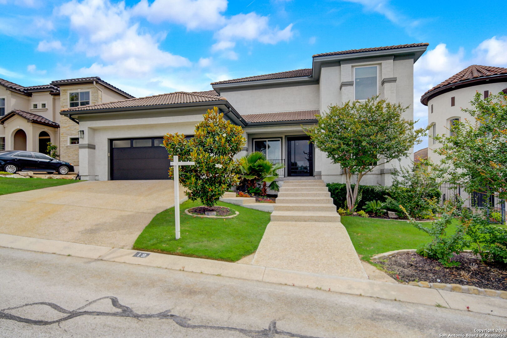 19 STONE HILL CT