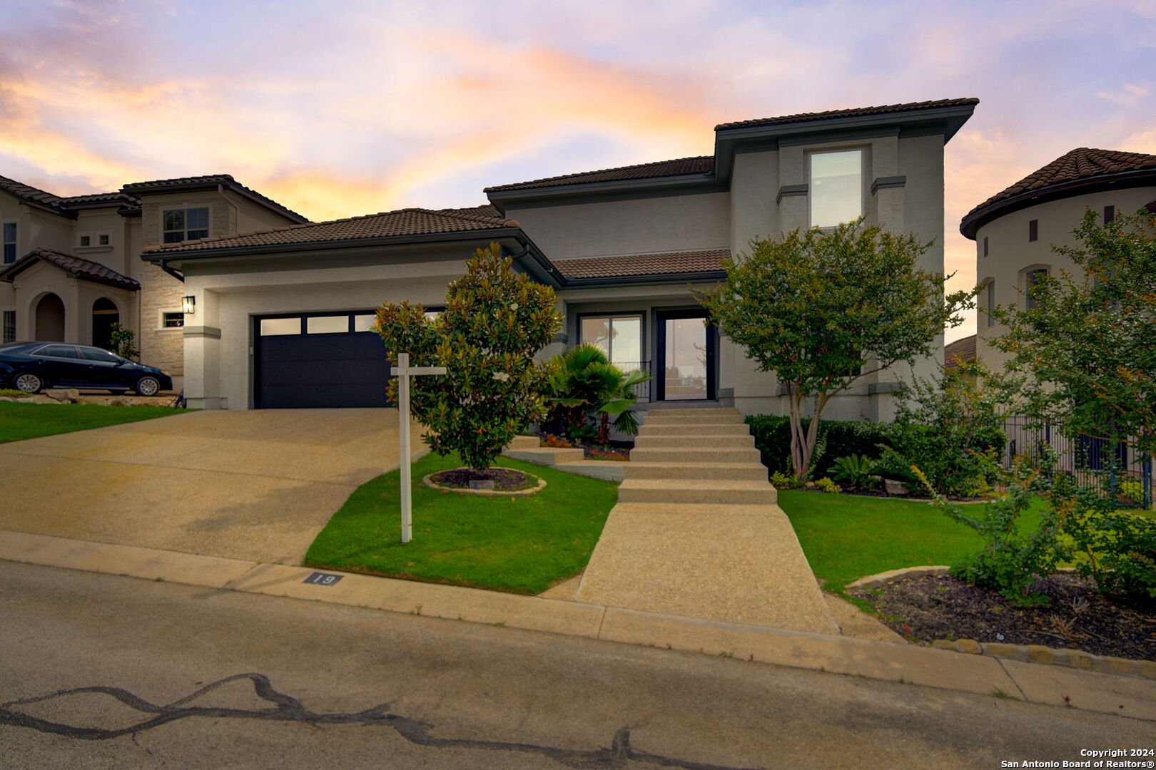 19 STONE HILL CT