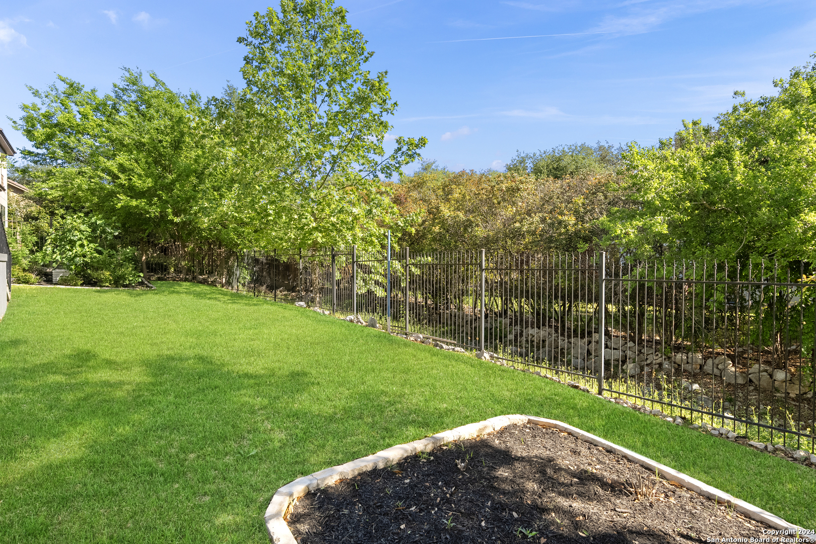 19 STONE HILL CT