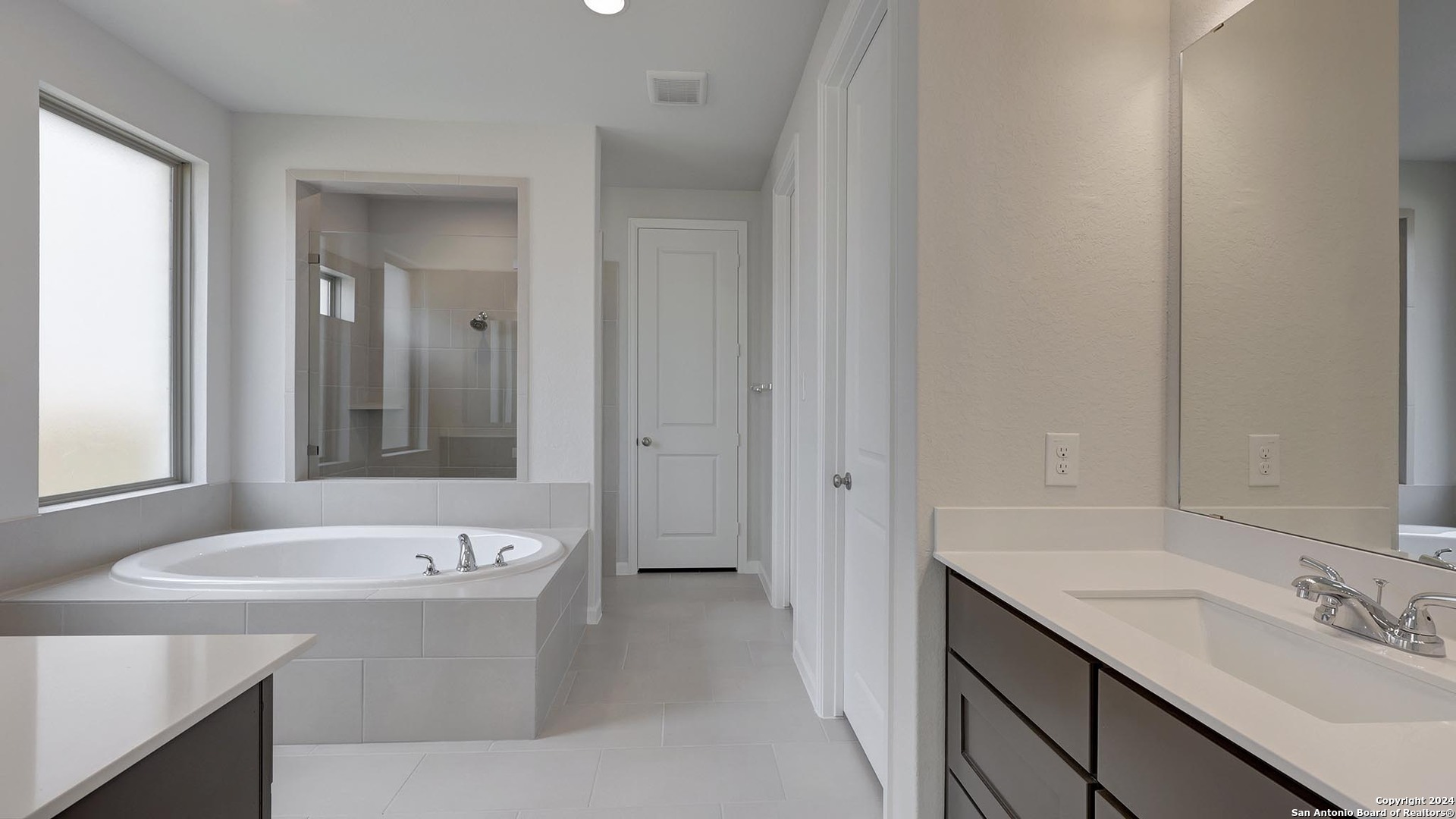 12537 Liberty Hill