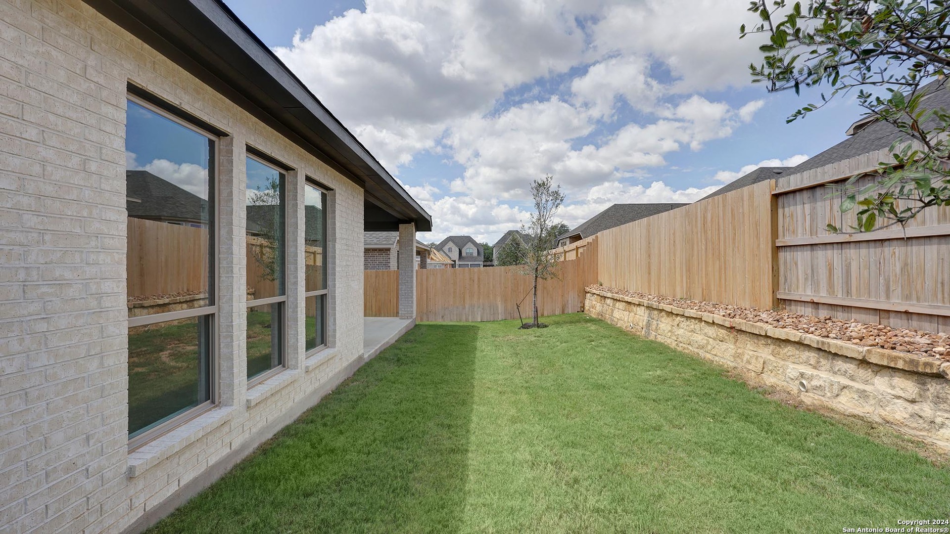 12537 Liberty Hill