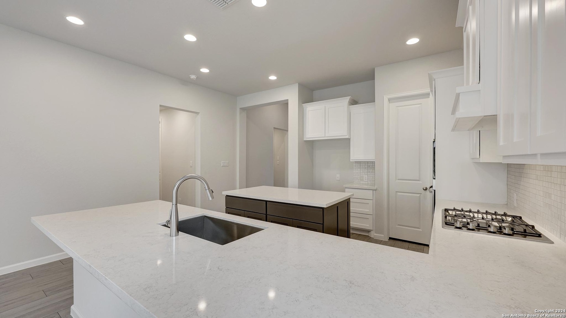 12537 Liberty Hill