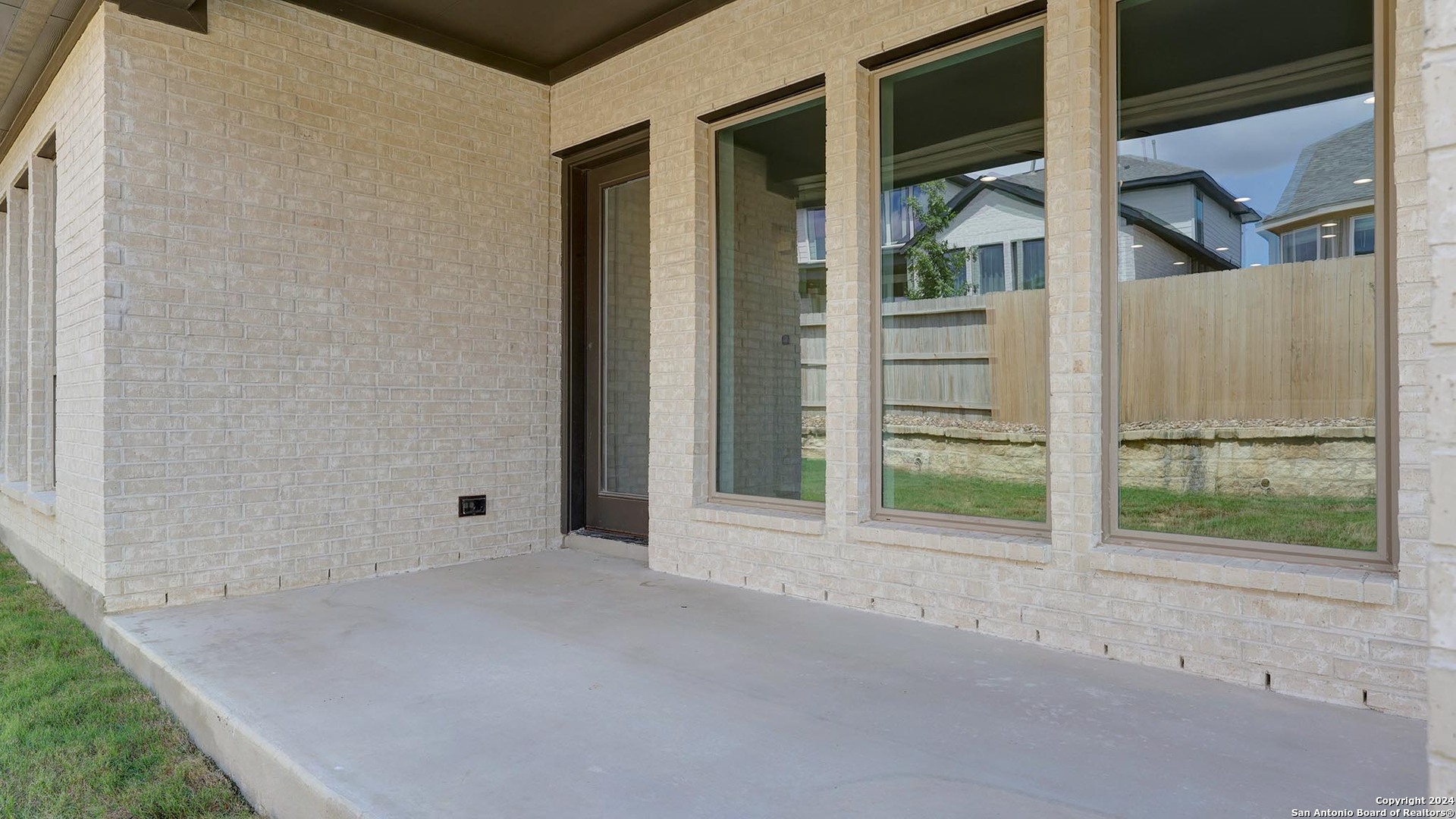 12537 Liberty Hill