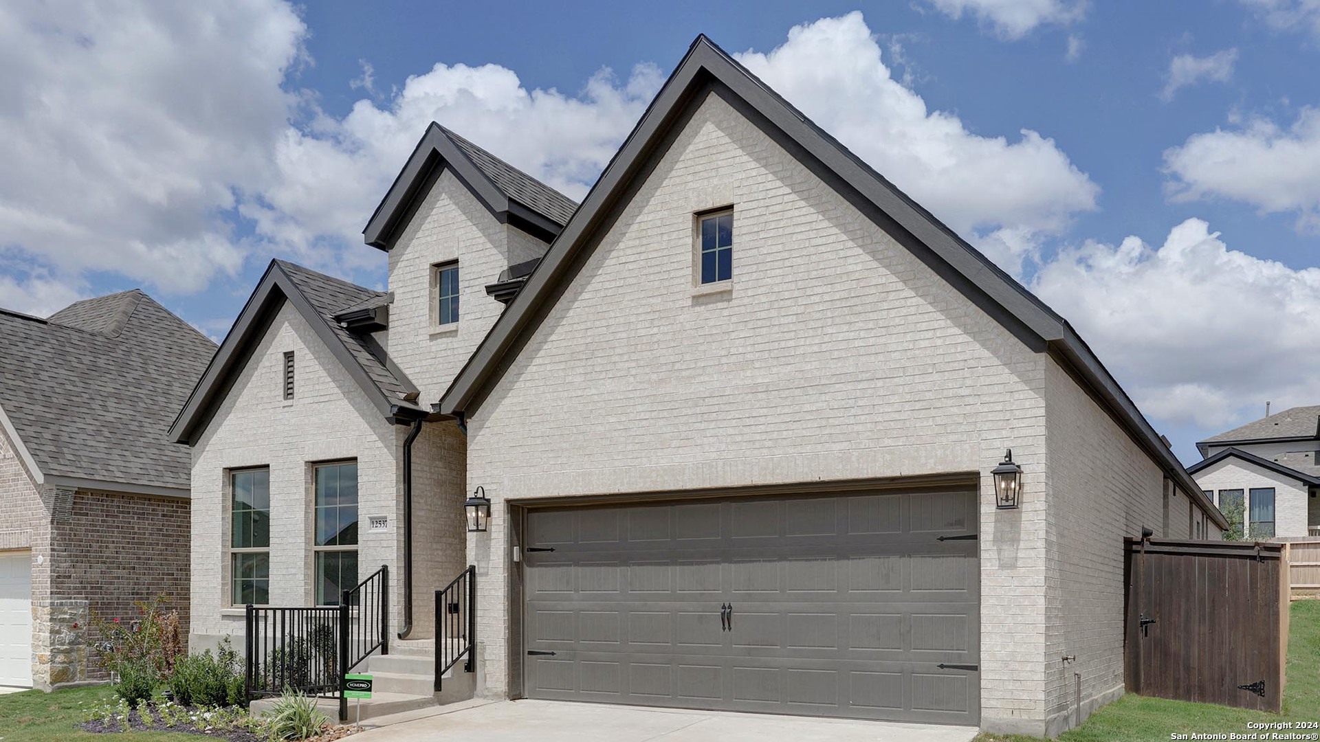 12537 Liberty Hill