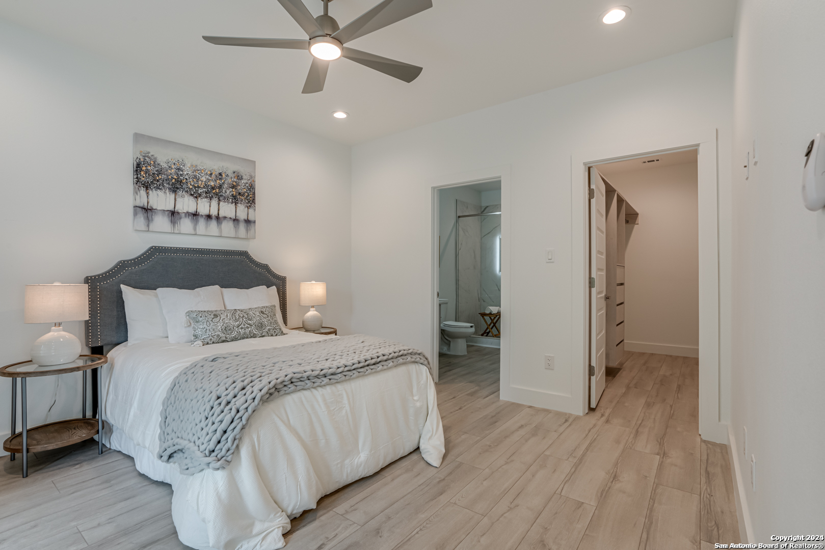 2539 Manor Heights