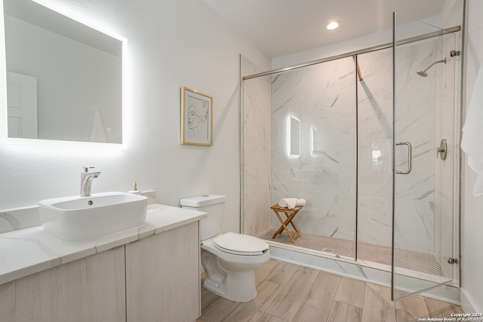 2539 Manor Heights