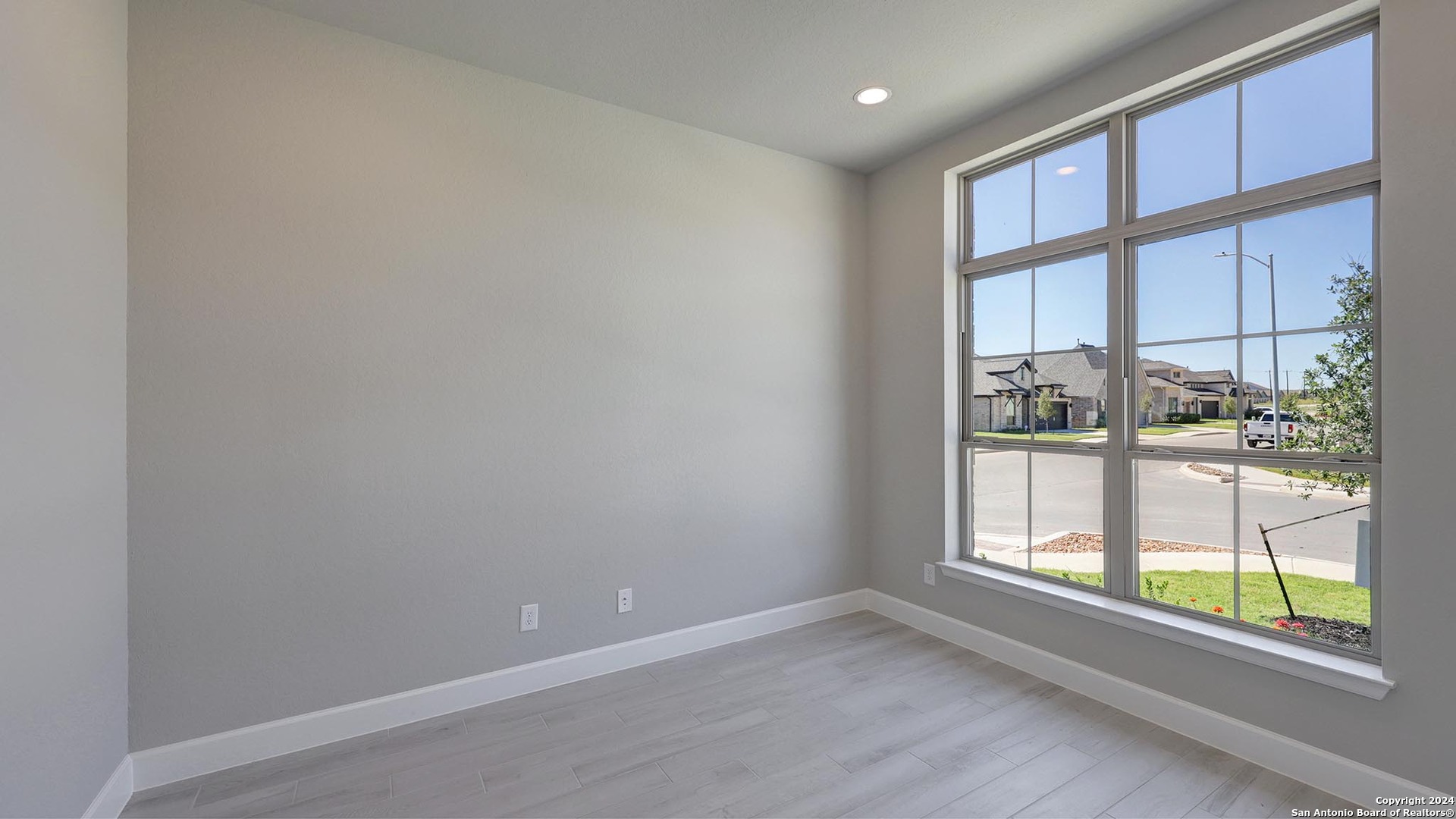 9902 Cavvy Trail