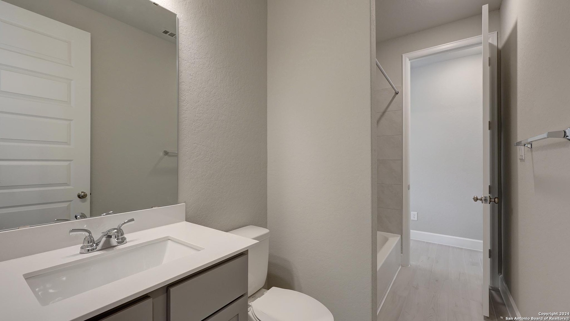 9902 Cavvy Trail