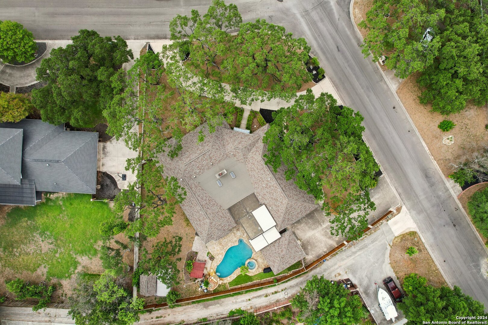 101 Sir Arthur Ct