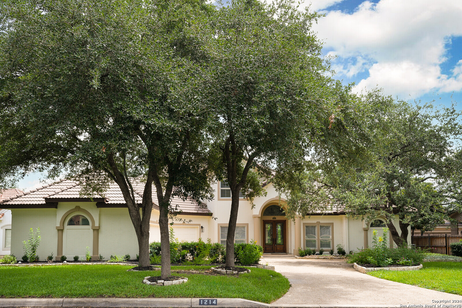 1214 Harvest Canyon